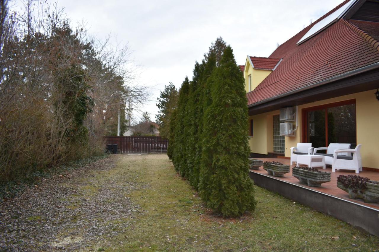 Villa Lily Zamárdi Εξωτερικό φωτογραφία